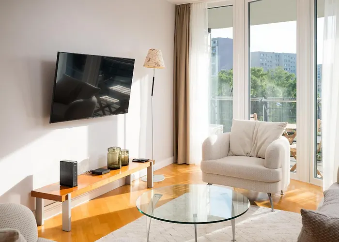 Metro Imielin 2-Bedroom Apartment